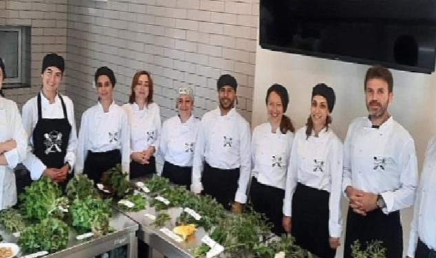 EÜ Gastronomi Akademisinin eğitimlerine Çeşme halkından yoğun ilgi