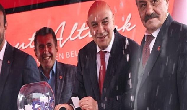 Keçiören’de Kafkaslar Kapalı Spor Salonu’nun Temelleri Atıldı