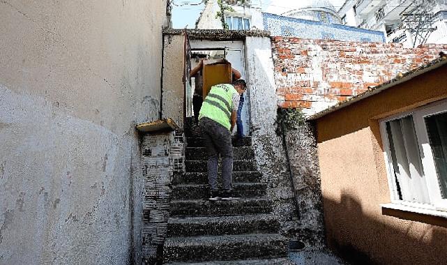 Bayraklı’da sosyal yardımlar arttı – Vatandaşın yüzü güldü