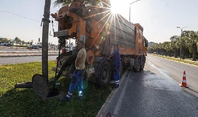 İZSU ekipleri bayramda da görev başında