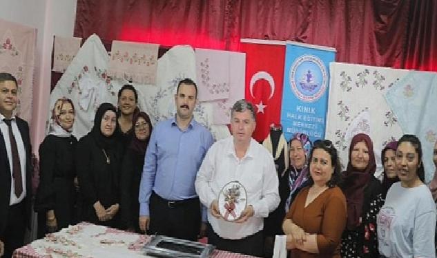 Kınık’ta Halk Eğitim Kursları Sergisi Ve Kermes Düzenlendi