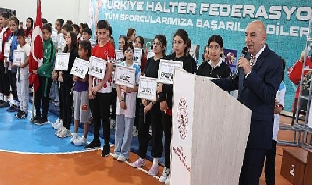 Minikler Türkiye Halter Şampiyonası Keçiören’de düzenleniyor