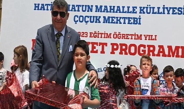 Selçuklu Belediyesi Hatice Hatun Külliyesi Çocuk Mektebinde 4-6 yaş grubunda eğitim alan öğrenciler için mezuniyet töreni düzenledi