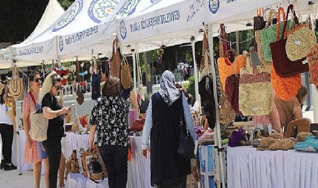 Sosyal Hizmet Atölyeleri’nde Kadınlar Üretiyor, Büyükşehir Destekliyor