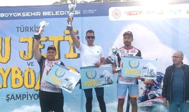 Su jeti ve Flyboard Şampiyonası nefesleri kesti