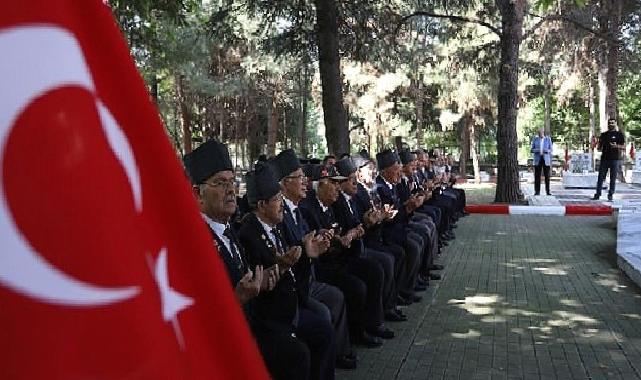 15 Temmuz Anma Programları Şehitlik Ziyaretiyle Başladı