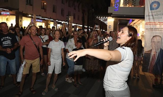 Antalya Büyükşehir Belediyesi’nin yaz etkinlikleri sürüyor