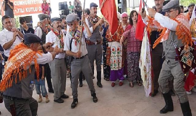 Başkan Tokat; “Cumhuriyetimizin yüzüncü yılında yörük şenliğini, Türbe köyleri ile buluşturmanın onur ve gururunu yaşıyoruz.”