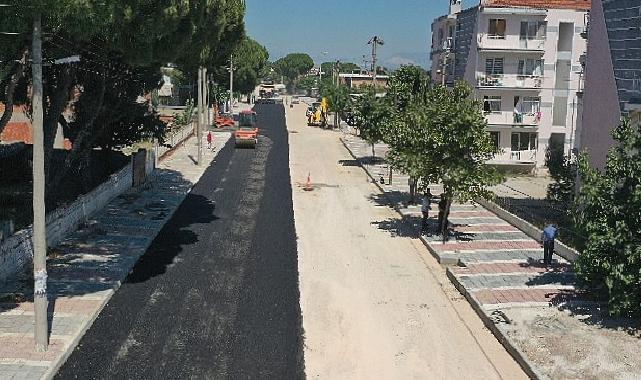 Bergama asfalt çalışmalarını hız kesmeden devam ediyor 