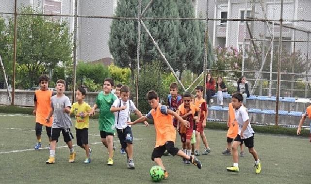  Kartepe yaz spor okulları sezonu açtı 