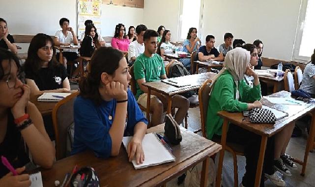 Kemer Belediyesi Eğitim Kursu’nda ders zili çaldı