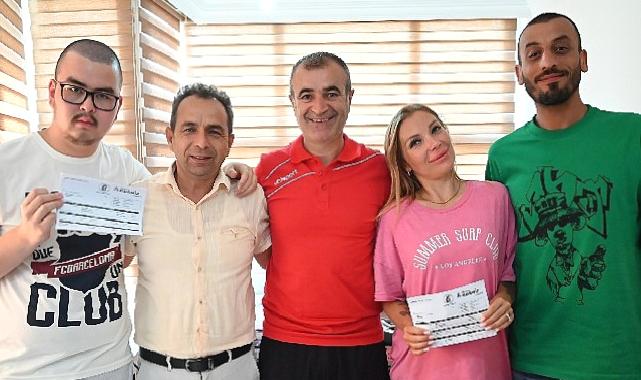 Kemer Belediyesi’nden sporculara ulaşım desteği