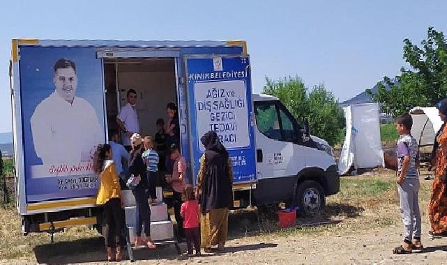 Kınık’ta gezici diş sağlığı aracında tarım işçilerine sağlık taraması