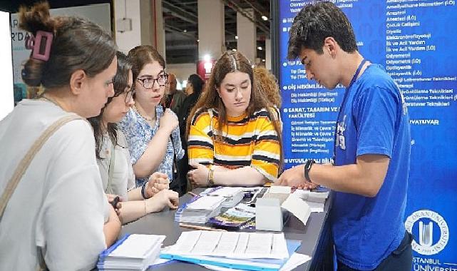 Okan Üniversitesi Tercih Fuarı’nda aday öğrencilerle buluştu