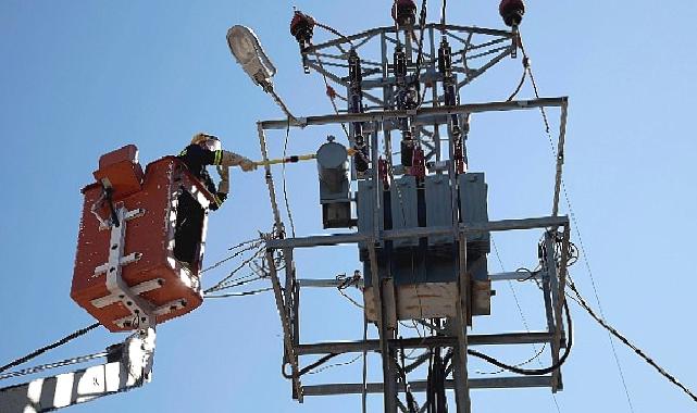 Sahiller doldu, bayramın 4. günü elektrik tüketiminde rekor kırıldı