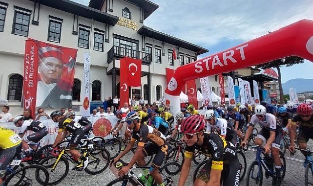 100. Yıl Cumhuriyet Bisiklet Turu 2. Etabı Amasya-Havza Sona Erdi