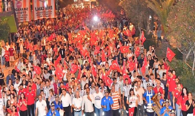 30 Ağustos coşkusu Çukurova’da yaşandı