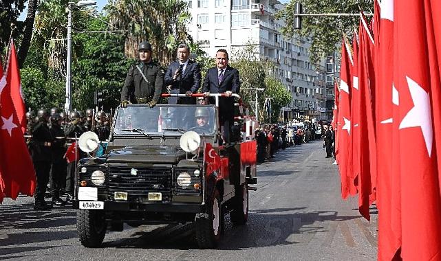 Büyük Zafer Antalya’da coşkuyla kutlanıyor