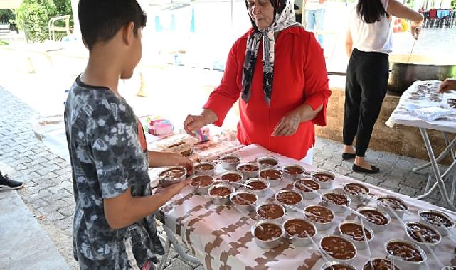 Çamyuva’da vatandaşlara aşure ikramı