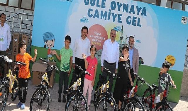 Güle Oynaya Camiye Gel Projesi’nde Bisiklet Dağıtımı Başladı