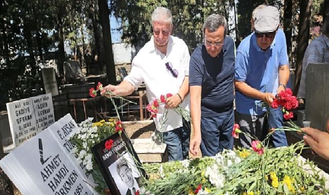 Hamdi Türkmen Kabri Başında Anıldı