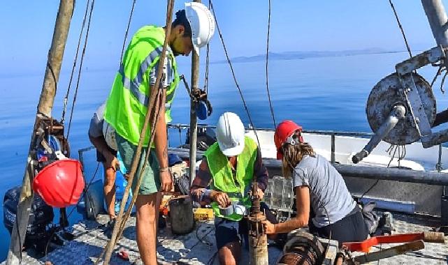 İzmir Körfezi’nin 30 farklı noktasından karot örneği alındı