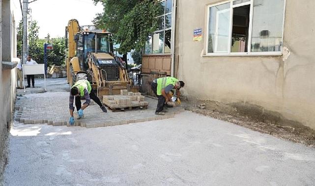 Kırsal Mahallelerde Sokaklar Parke Taşla Kaplanıyor