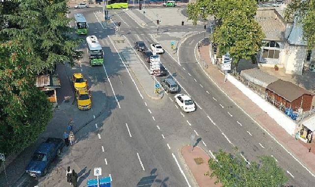 Kocaeli Büyükşehir’den yol çizgileriyle düzenli ve güvenli ulaşım