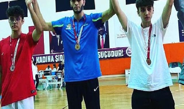 Seferihisar Belediye sporcuları taekwondo arenasında parlıyor