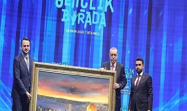 Tarihi ve Kutsal Mekanlar ile Büyüleyen Sergi: Amine Sultan Tan’ın “Ruh-u Revan” Sergisi.