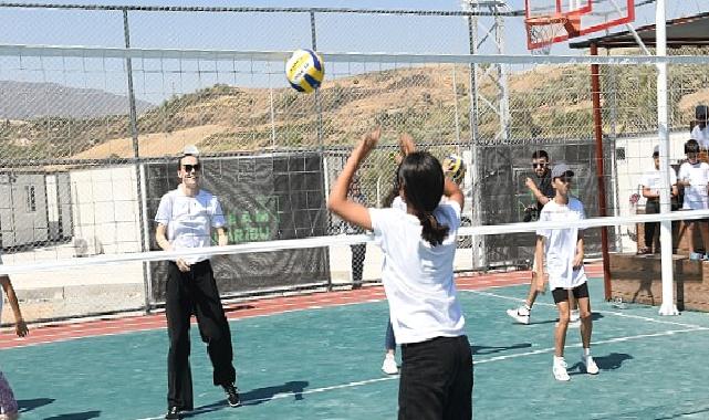 Team Paribu ve İhtiyaç Haritası, Hatay’da 400 çocuk ve gencin faydalanacağı spor alanı inşa etti