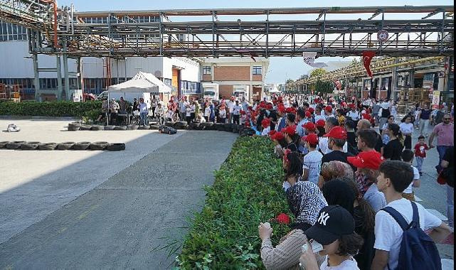 15 Bin Tofaş Çalışanı ve Ailesi Cumhuriyet’in 100’üncü Yılını Kutladı