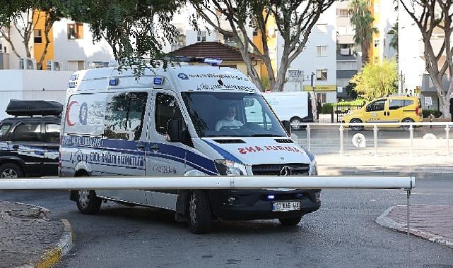 Antalya Büyükşehir, Evde Sağlık Hizmetleri ile yüzlerce hastaya ulaşıyor