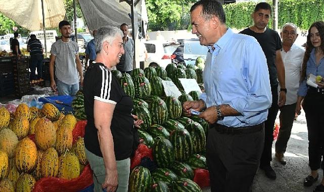 Başkan Abdullah Özyiğit, pazarcı esnafı ve vatandaşlarla buluştu