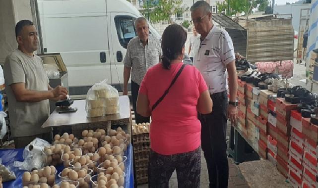 Başkan Topaloğlu’ndan pazar esnafı ziyareti