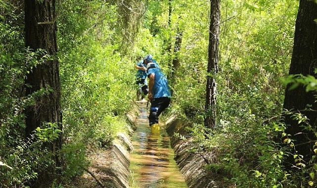 Büyükşehir’den Kış Öncesi Sulama Kanalı Temizliği