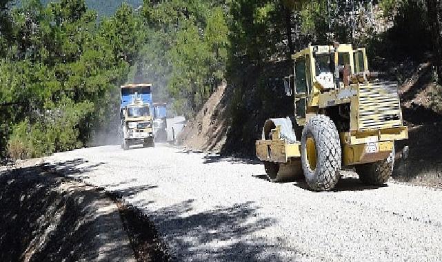 Kaş Yuvacık grup yolu asfaltlanıyor