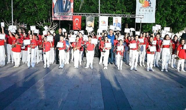 Kursiyerler sertifikalarını aldı