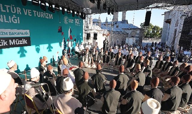 Uluslararası Konya Mistik Müzik Festivali Katılımcıları Ruhani Bir Yolculuğa Çıkarıyor