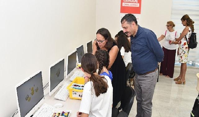 Yurt Dışından Gelen Öğrenci ve Öğretmenler Yenişehir Belediyesi Akademi’yi Gezdi