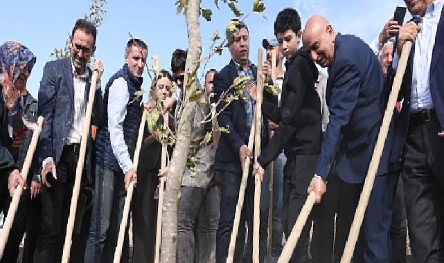 100. Yıl İmza Ormanı Fidan Dikme Töreni Keçiören’de gerçekleştirildi