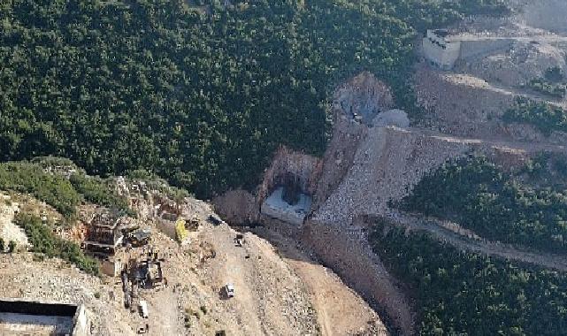 Dilovası Hastane yolunda köprü ayakları yükseliyor