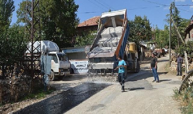 Elmalı Çukurelma yolu asfaltlanıyor