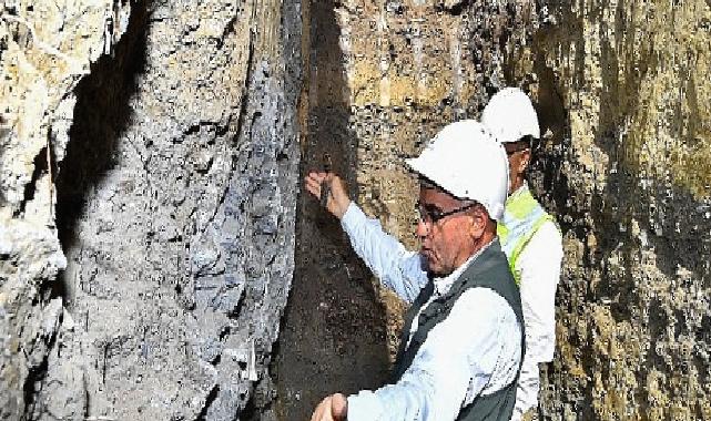 İzmir’i depreme dayanıklı hale getirmek için 90 hendekten 140 örnek alındı