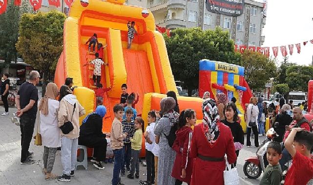 Karaman Belediyesi’nden çocuklara cumhuriyet bayramı hediyesi