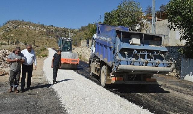 Manavgat Sırtköy Mahallesi Grup Yolu asfaltlanıyor