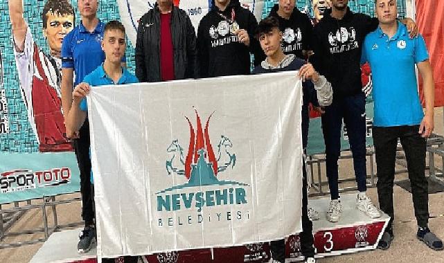 Nevşehir Belediyesi Gençlik ve Spor Kulübü’nün milli sporcusu Yaşar Karaca Türkiye Şampiyonu