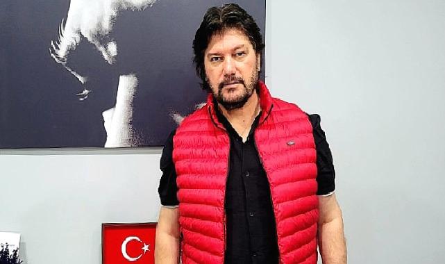 Sanatçı Ahmet Şafak’tan 100.yıl marşı