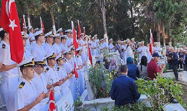 Şehit Deniz Akdeniz Kabri Başında Dualarla Anıldı