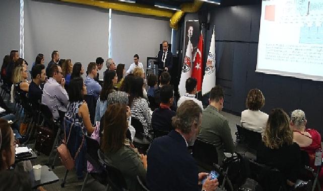 Türk Göz Hekimlerinden Yabancı Doktorlara Eğitim